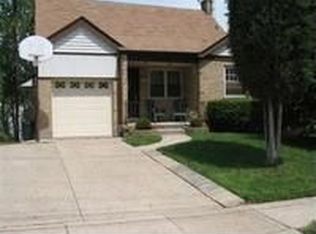 1711 Tuxworth Ave, Cincinnati, OH 45238