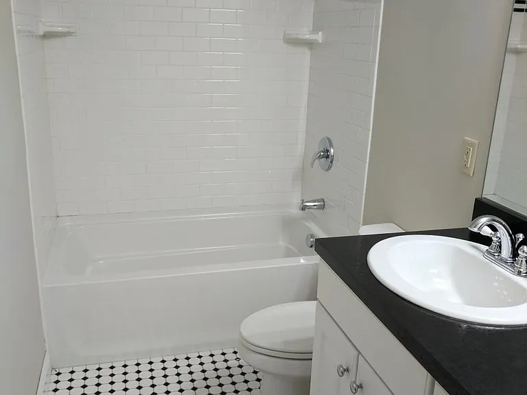 1432 Willard Ave #310 — Photo 12