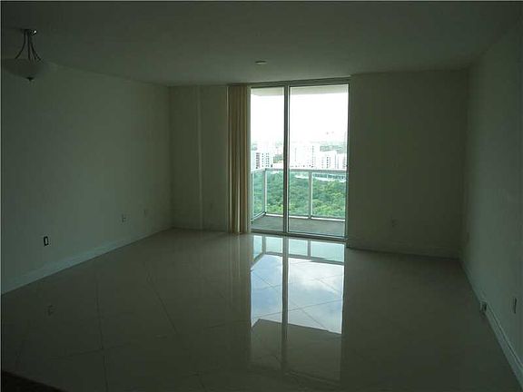 5th image of 1451 S Miami Ave APT 703