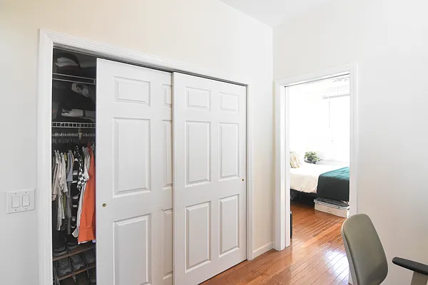 Rented by The Agency | media 12