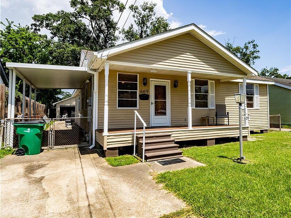 1st image of 609 Tucker Ave
