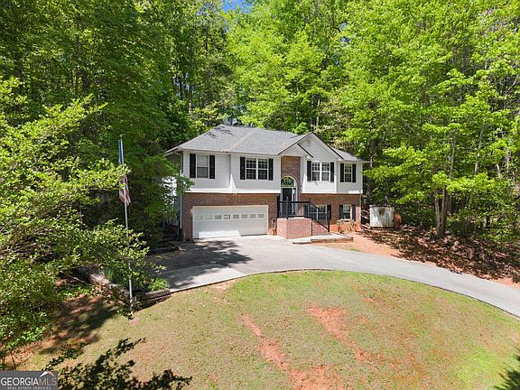 4th image of 162 Greenview Ct