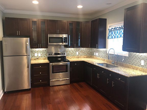 2nd image of 104 Blue Ln #A