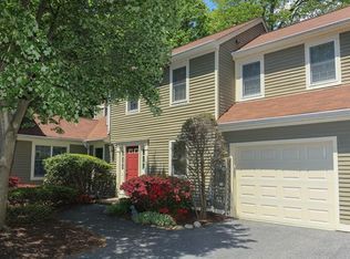 505 Kensington Way, Mount Kisco, NY 10549