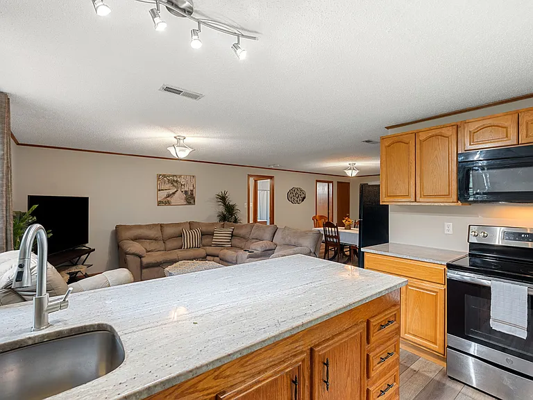 Huntington Woods Dr — Photo 12