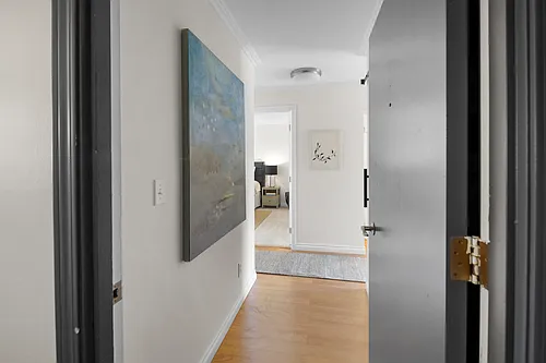 2501 Canterbury Ln E #221 Photo 1