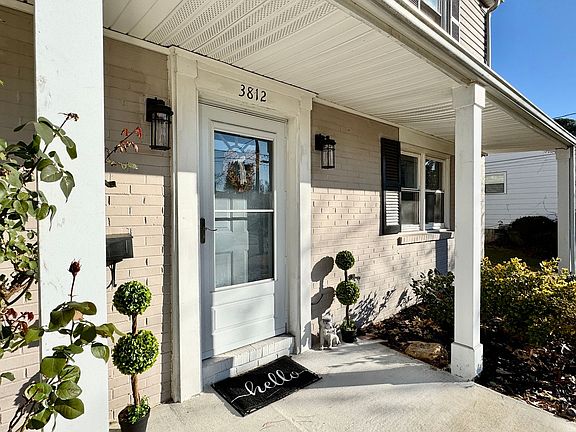 3rd image of 3812 Honeytree Ln