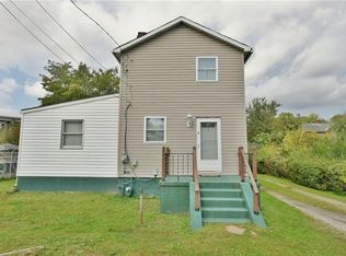 2 Mellon St, Carnegie, PA 15106