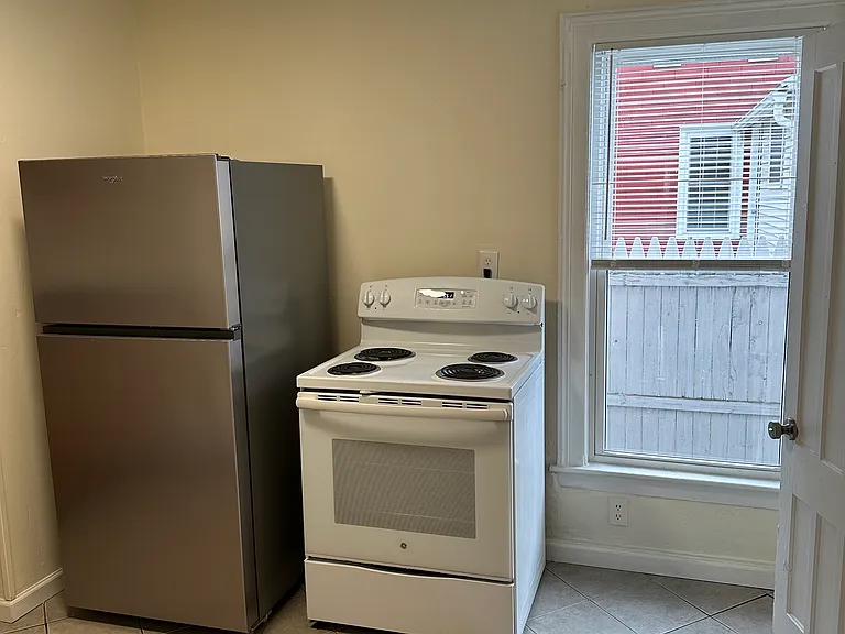23 North St #1A — Photo 8