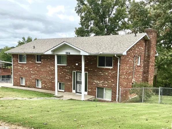 264 Oak Ridge Dr, Radcliff, KY 40160