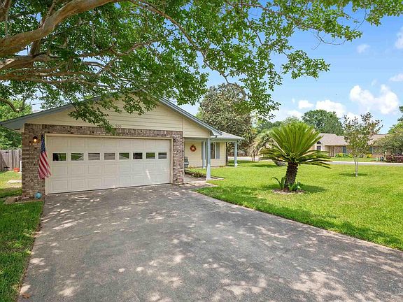 2nd image of 500 Bobwhite Ct