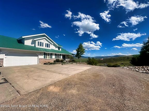 2nd image of 38 Paradise Rd