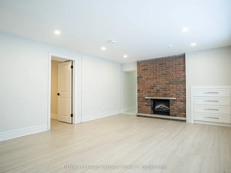 9 Page Ave — Photo 29