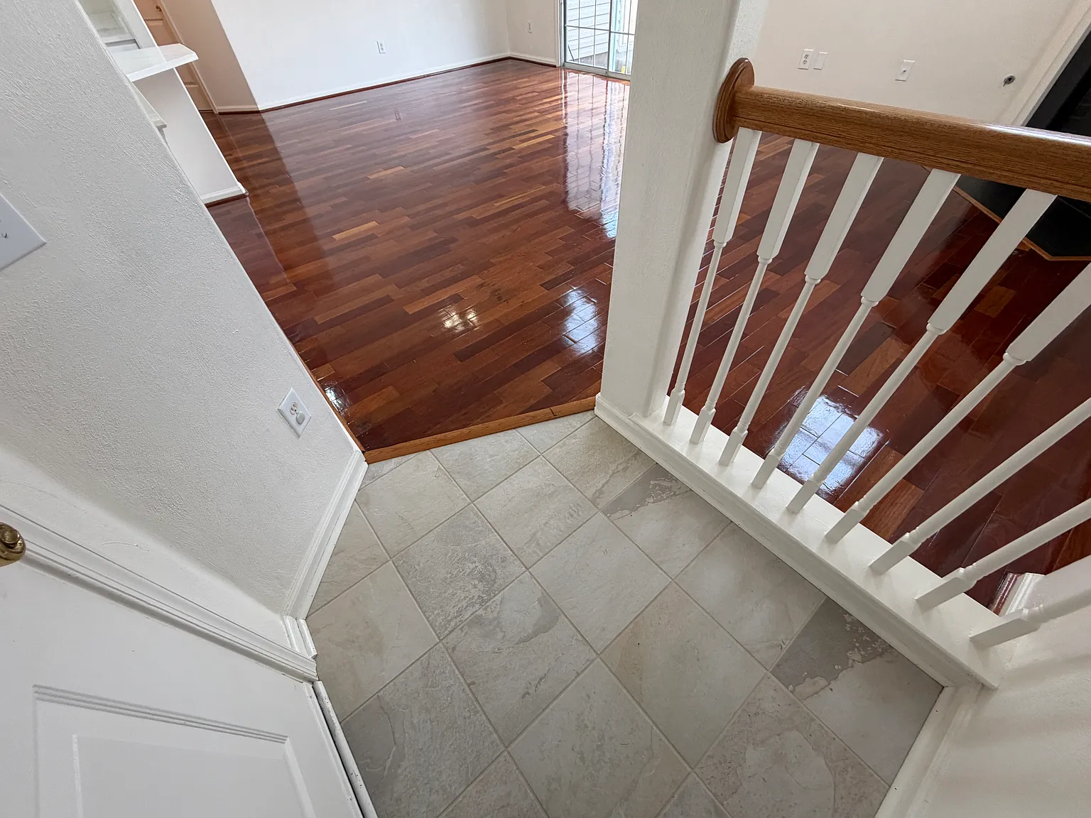 3 bedroom remodeled unit available — Photo 2
