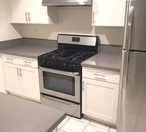 4th image of 5051 Whitsett Ave #3772