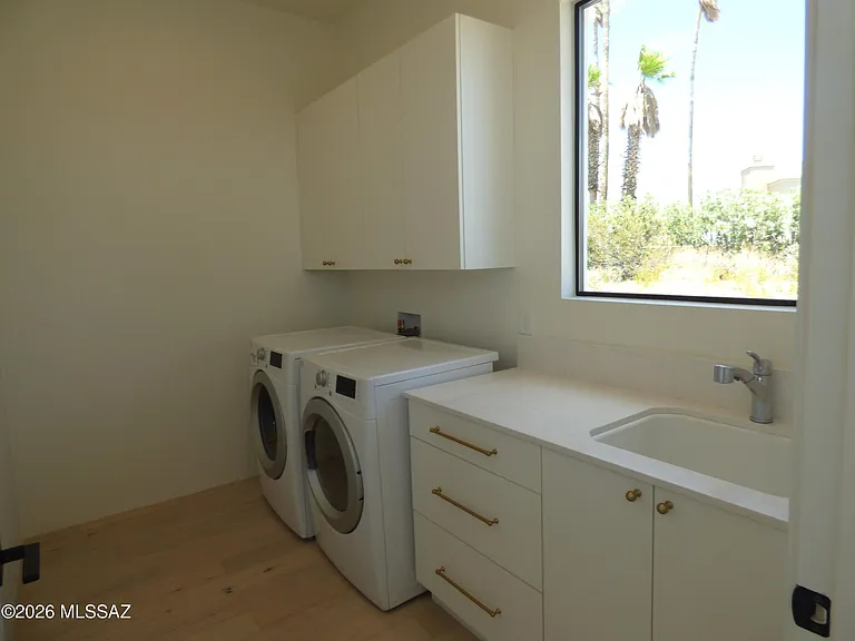 5721 E Paseo Cocospera — Photo 34