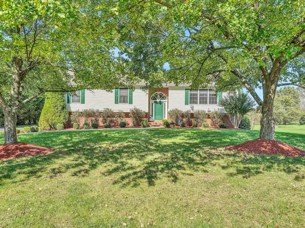 113 Aftons Meadow Rd, Vinton, VA 24179