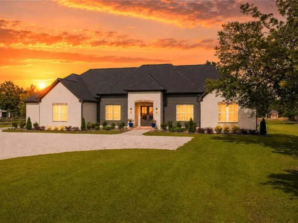 16150 Old Pierce Rd, Fairhope, AL 36532