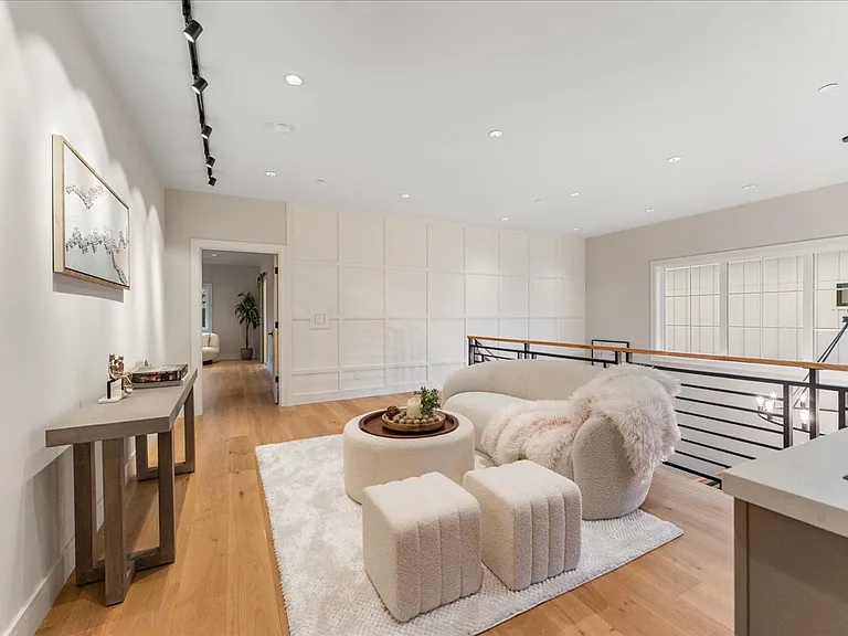 12811 SE 44th Pl — Photo 19