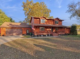 32972 Homestead Dr, Granger, IA 50109