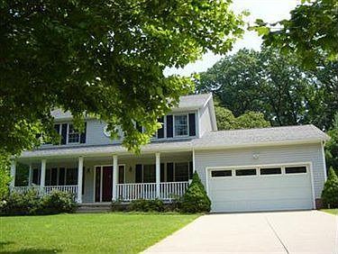 1st image of 122 Jean Ave
