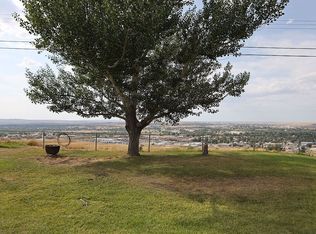 2930 Ridgecrest Dr, Casper, WY 82604