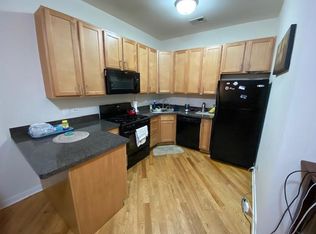 7605 N Bosworth Ave APT 1N, Chicago, IL 60626