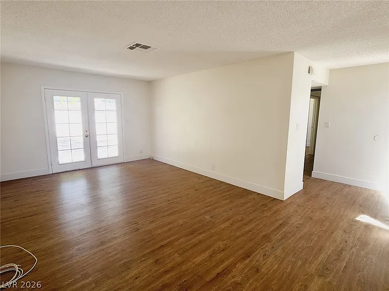 6232 Espinosa Ave — Photo 8