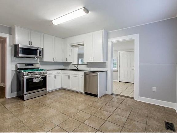 2nd image of 905 N Mission Blvd