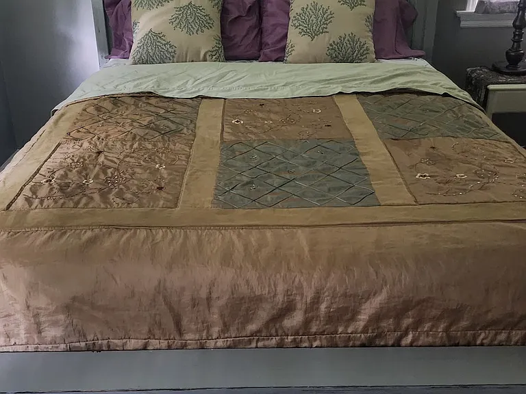 5362 Charlotte Dr — Photo 3