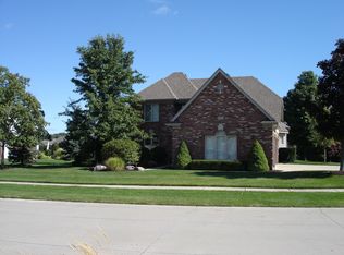 50284 August Dr, Macomb, MI 48044