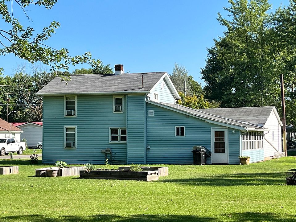 2nd image of 217 Reynolds Ave