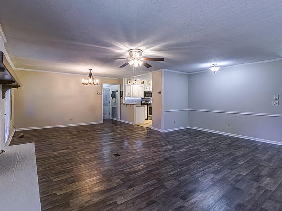 4th image of 121 Shannon Dr