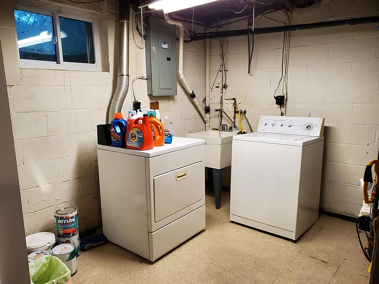 In-unit washer & dryer in basement