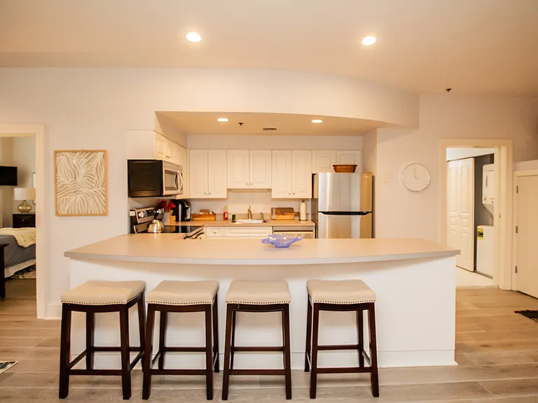 1387 Washington St #203 — Photo 13