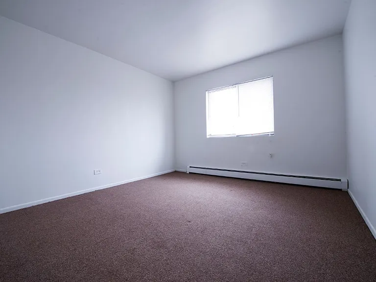 21837 Jeffrey Ave — Photo 8