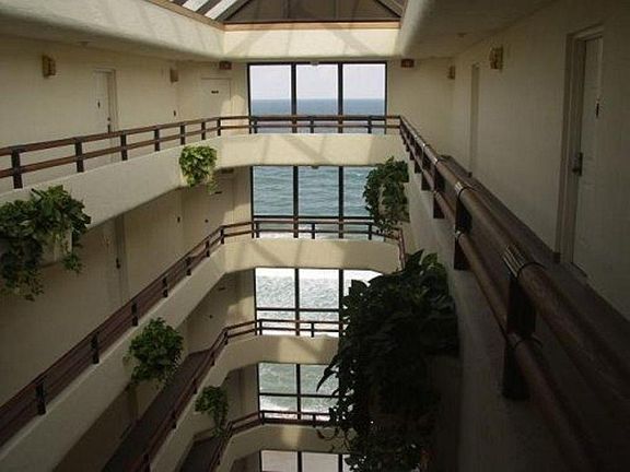 4th image of 3013 S Atlantic Ave APT 302