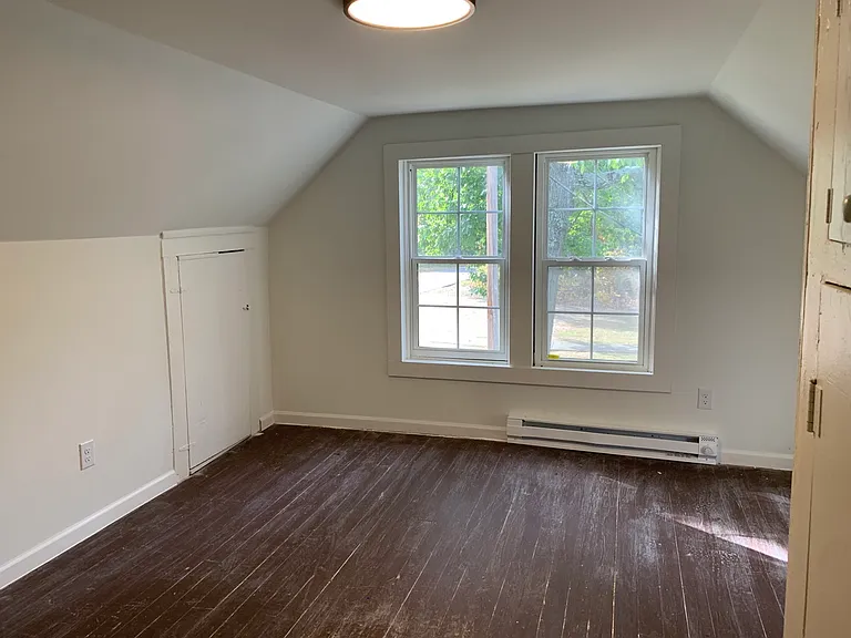 1719 E Cloaninger Ave #B — Photo 12