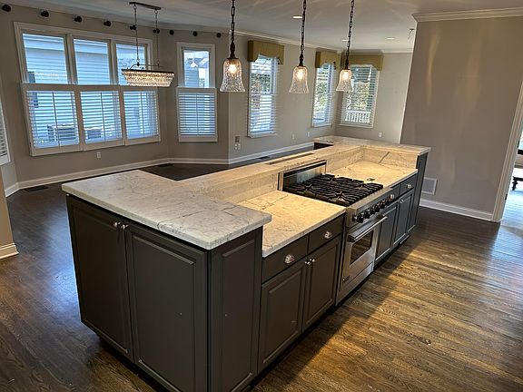 5th image of 6954 Pine Valley Ln