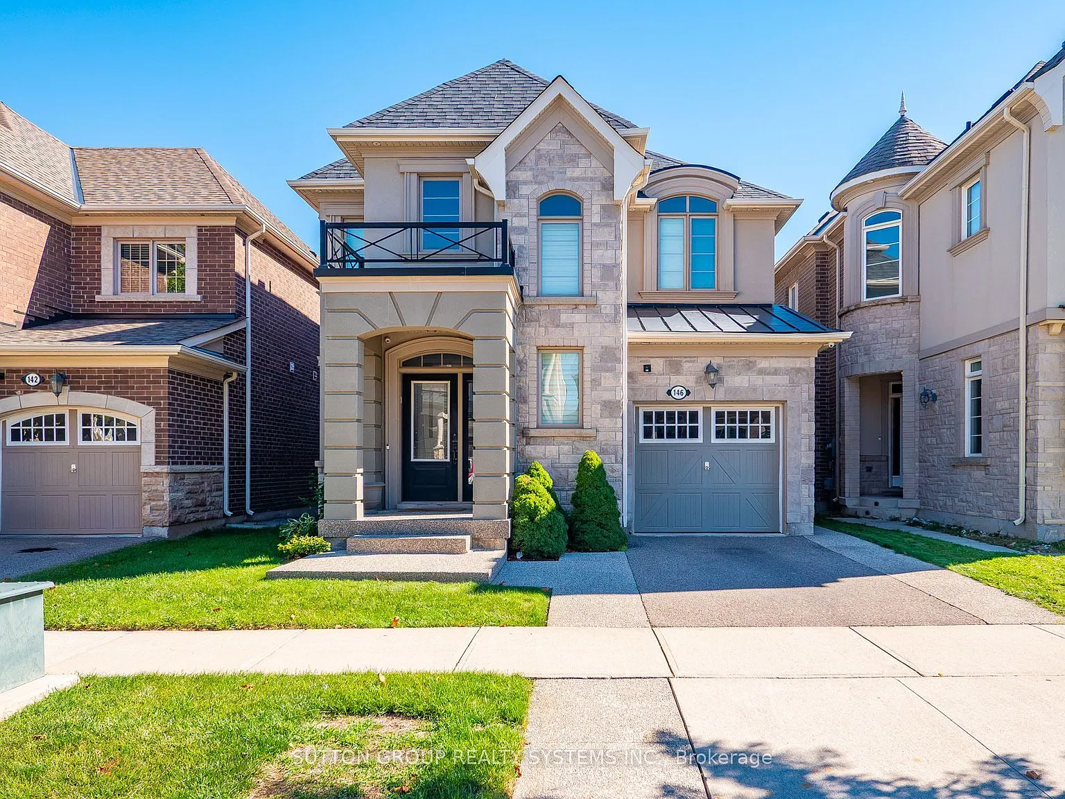 4 bed, $5,000 — Photo 1
