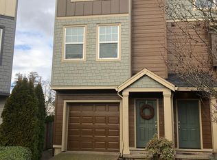 10919 SW Sage Ter, Tigard, OR 97223