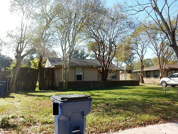 4th image of 309 20th Ave N