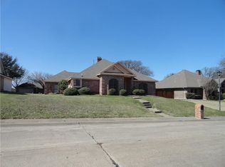 1101 Rising Ridge Dr, Desoto, TX 75115