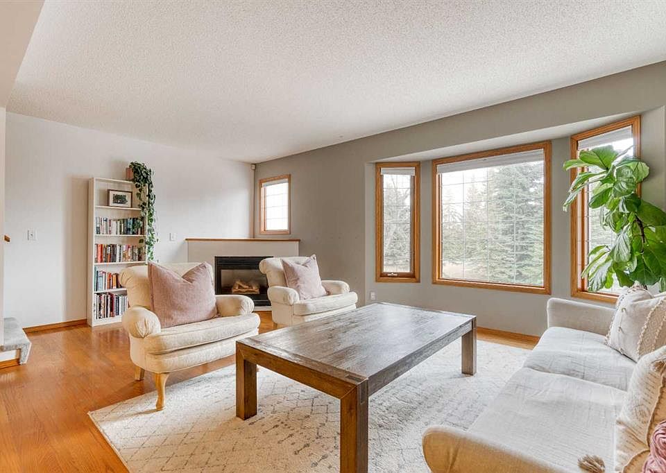 1st image of 5 E Patina Point SW