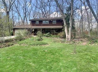 1889 Paddock Pl, Oregon, WI 53575