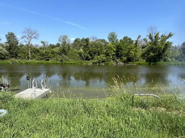 N1261 Dalman Road #8 & 9, Waterloo, WI 53594