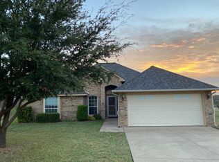 2941 Meandering Way, Granbury, TX 76049