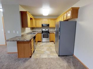 2801 Marina Rd SE #1, Mandan, ND 58554