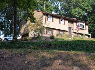 445 Woodglen Rd, Birdsboro, PA 19508