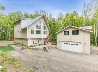 20905 Jayhawk Dr, Chugiak, AK 99567